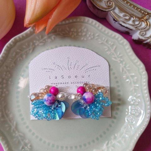 《saita》pink × blue つぶつぶ刺繍ピアス ／イヤリング