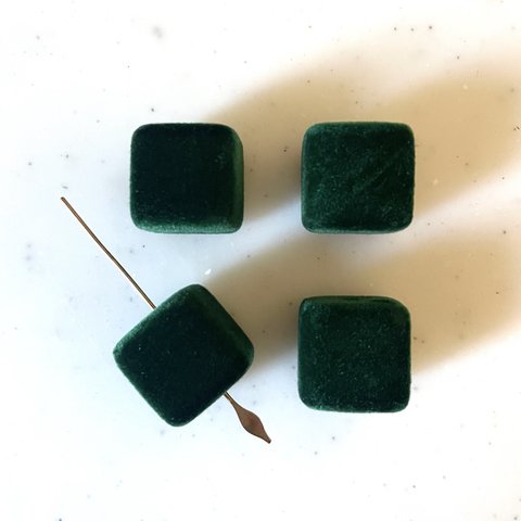 Green Cube Flocky Beads