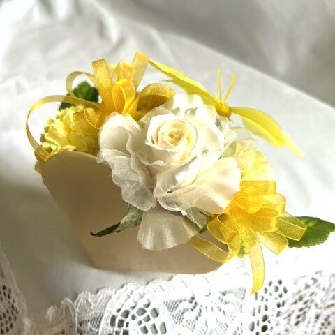 花ギフト　バラのアレンジ(💛ハート器)　   ＃ギフト　＃インテリア　＃ちょっとしたお礼・・・