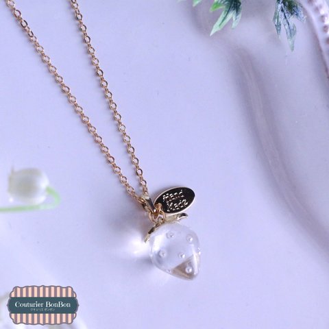 小粒いちごネックレス♡Clear×Gold