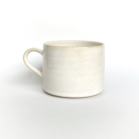【再販】シンプルなマグカップ(ホワイト・横長)　コーヒーカップ / ティーカップ / 陶器