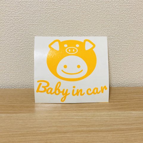 ぶたちゃん Baby in Car(セーフティステッカー)