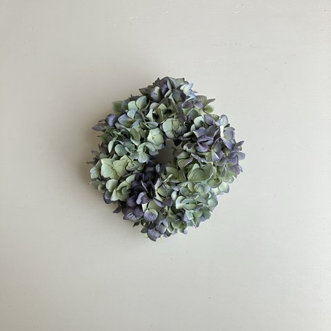 ☆定形外で送料込みです☆秋色紫陽花のwreathe〜violet