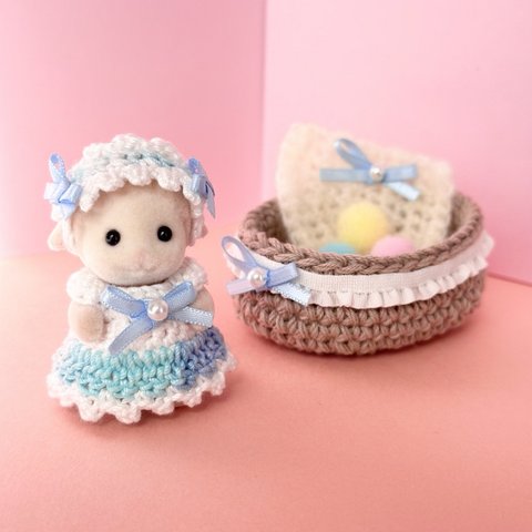 🎀 Sylvanian Families  ヘッドドレス　リボンワンピース　ブルー　赤ちゃん　1着【シルバニアファミリー　シルバニア　赤ちゃん　着せ替え　着せ替え服　リボン　フリル】