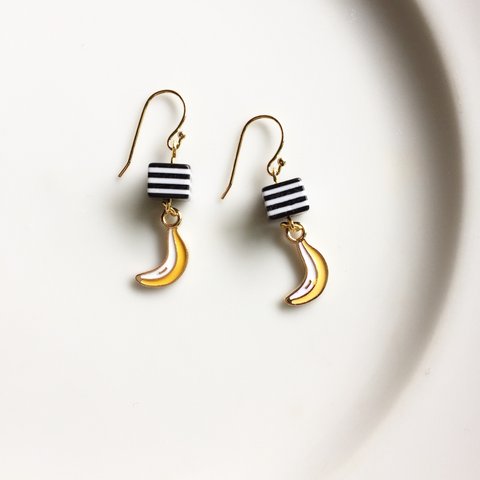 バナナ×ボーダーピアス