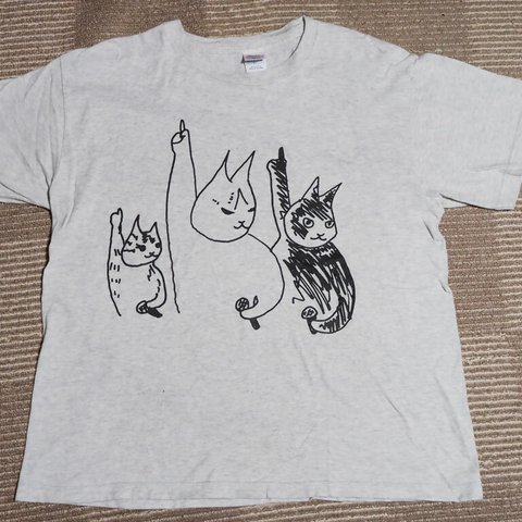 送料込・サイズ L Tシャツ「ニャンルームディスコ」