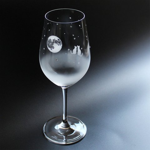 【一緒に見る『満月』の夜空 / ワイングラス】猫モチーフのワイングラス　★名入れ加工対応品（有料）