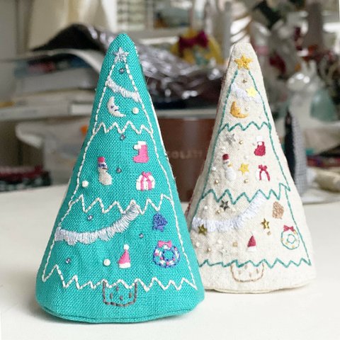 刺繍ぐるみのキット"クリスマスツリー"（セット緑）/図案付