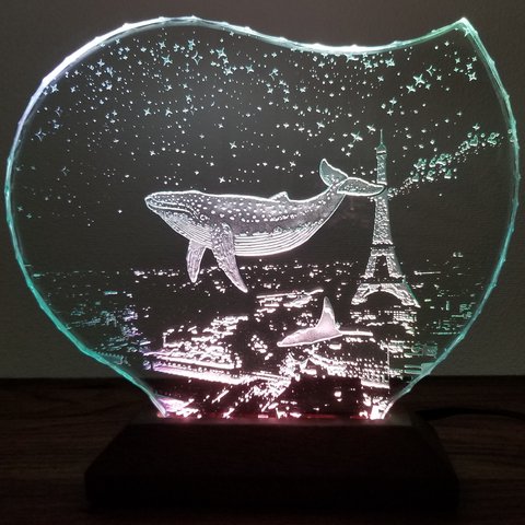 星降る夜・クジラ・マンタ・パリ　ガラスエッチングパネル・LEDスタンドセット（ランプ・ライト・照明） 
