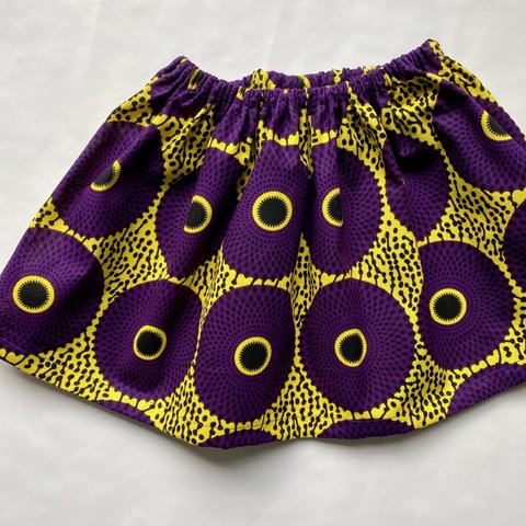 パープルがまぶしいアフリカンプリントスカート：子供服：ひざ丈スカート