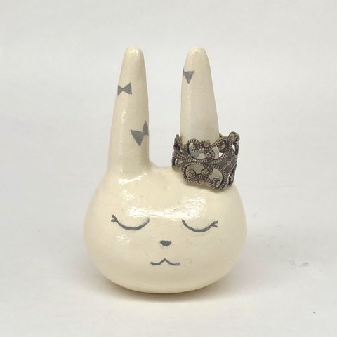 石粉粘土 指輪置き "Ring holder of rabbit civilization"