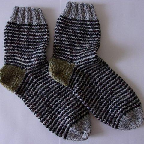 しましま６　毛糸の手編み靴下　23～24㎝
