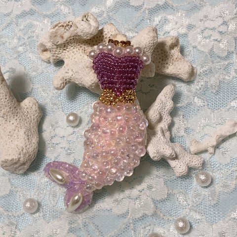 No.3🧜‍♀️人魚姫ブローチ🧜‍♀️ 人魚姫ストラップ　ビーズ刺繍