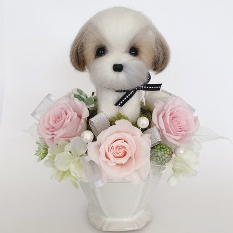 12700円〜【オーダーメイド】シーズーのプリザーブドフラワーアレンジメント（ホワイト&ピンク）　犬　母の日　花　お祝い　プレゼント　ギフト　おしゃれ　