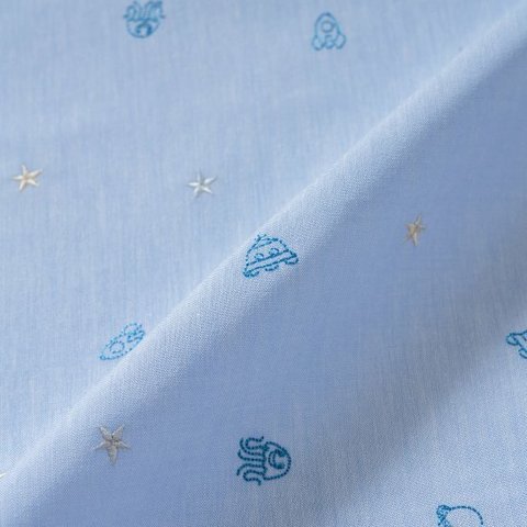 刺繍生地 【ランダム/宇宙/みずいろ】 カットクロス 綿ポリ