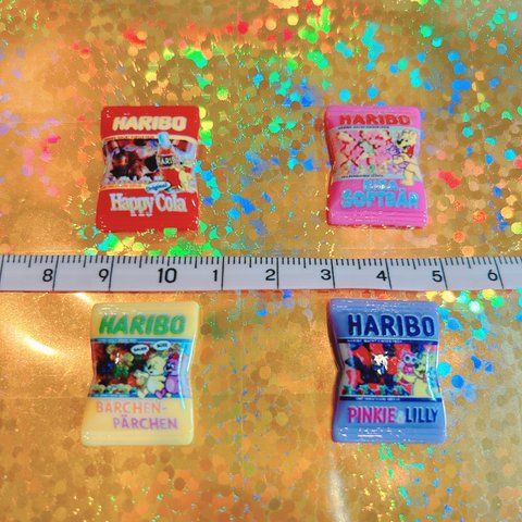 ４個❁︎❁︎アメリカン　ポップ　お菓子　グミ　デコパーツ　プラパーツ