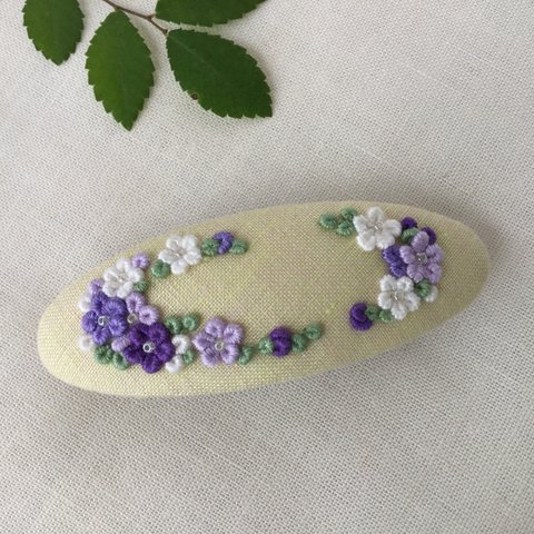 刺繍バレッタ9×3.5 ニオイバンマツリ