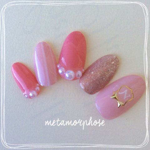 pinkイニシャルネイル♡