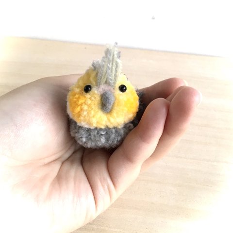 ちびちびもけもけオカメインコ(パステル)さんのキーホルダー(ボールチェーン)