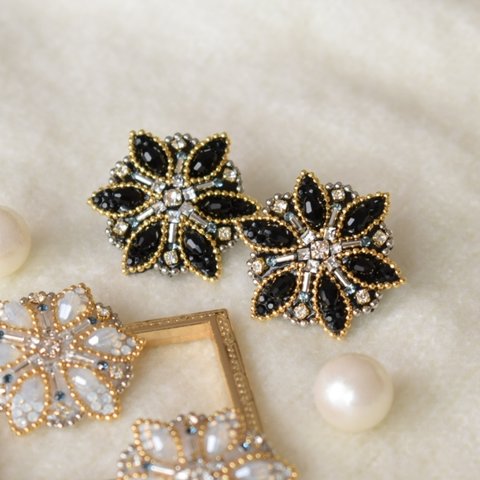 〜flower〜　Black　　　ピアス　イヤリング