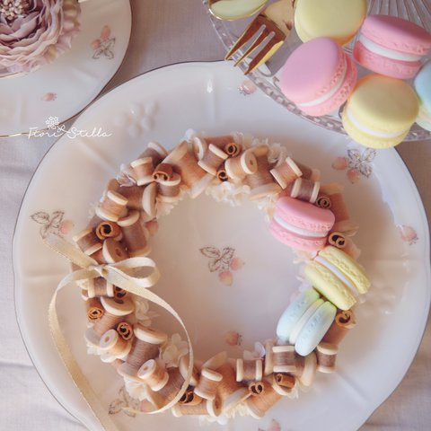 Wreath  ***bobbin Valentine macaron  piccolo