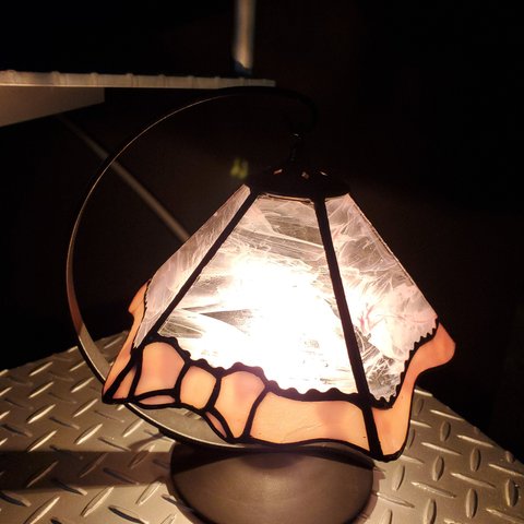 ステンドグラス　ランプ