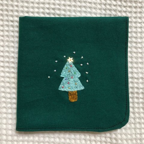  コットンの刺繍ハンカチ☆ホワイトクリスマス