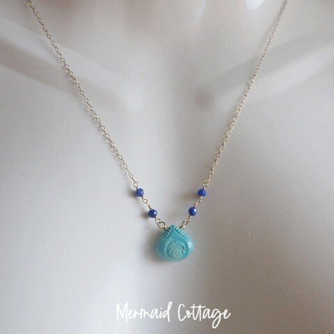 ☆12月誕生石☆一粒ターコイズとラピスラズリのネックレス　Carved turquoise necklace*14kgf*