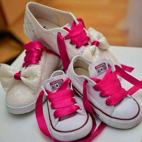 【受注生産】Ｓｈｕｚ.ハンドペイントスニ－カ－ＭＡＭＡFuxia Bride + Baby converse