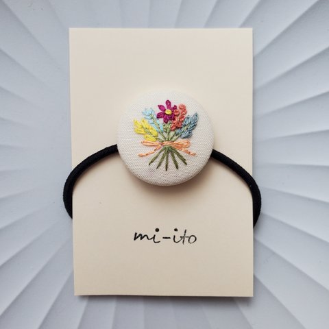 刺繍ヘアゴム🌷　no.796　くるみボタン　💛送料無料💛　