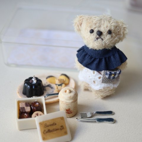 ミニチュア　ドールハウス　くまセット🐻