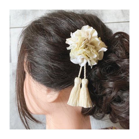 [SOLD]ひとつ付けるだけ　子ども　髪飾り　ヘアアクセサリー　ベビー　着物　夏祭り　アーティフィシャルフラワー　　ヘアクリップ　七五三　フォーマル　水引　浴衣　バッグチャーム　コサージュ