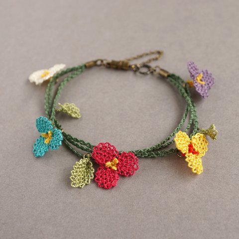 送料無料[針と絹糸で編んだ可憐なお花]シルクイーネオヤ(トルコ刺繍･レース)マグネットクラスプでらくらく着脱サイズが選べる大人かわいいカラフルブレスレット ギフトラッピング無料