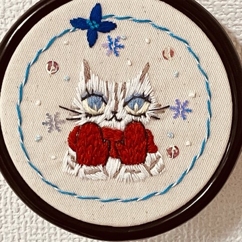 刺繍枠飾り　手袋