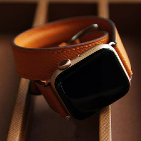 【新作】高級革使用のApple Watchベルト　2重巻きタイプ　時計ベルト オレンジ　レザー　腕時計　革ベルト　皮　革