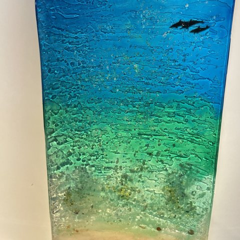 yukkoba55様専用　壁掛けアートパネル　エメラルドブルーの光るビーチ とイルカ　60cm×45cm