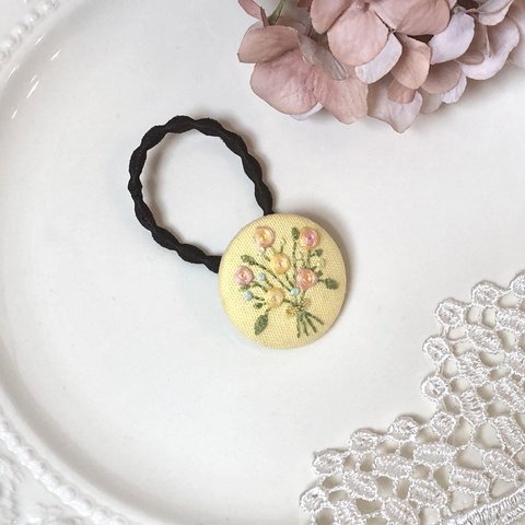 【刺繍❤︎ヘアゴム ／くるみボタン】Rose of may