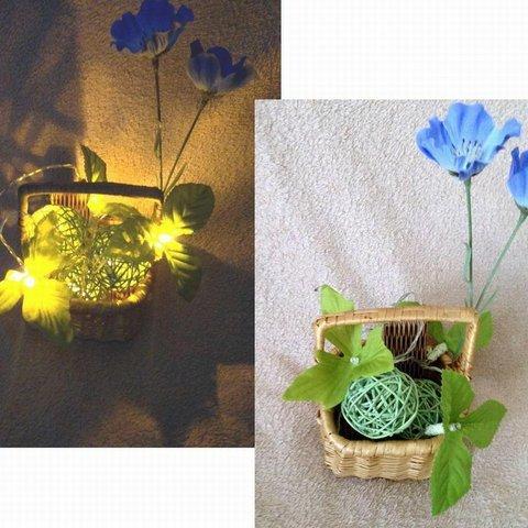 2wayで使える♪フェイクグリーンとブルーのお花♪カゴ付きグリーンバンブーボールLEDライト★テーブルライト フットライトにも