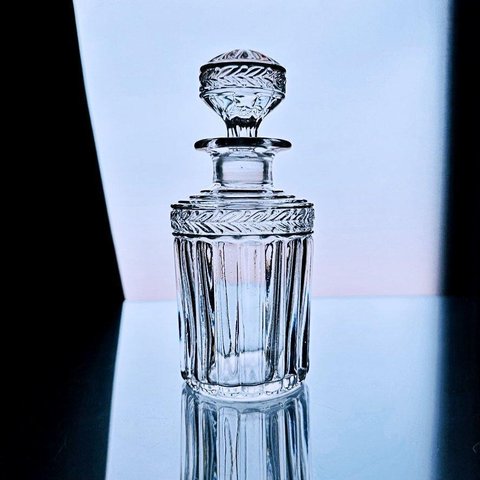 輝くオールドサンルイ ローリエの香水瓶 #54 大【19世紀後半】