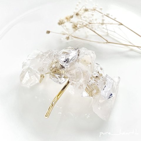 ice crystal ポニーフック/水晶・淡水パール/金具 ゴールドカラー/4月・6月誕生石〈受注制作〉