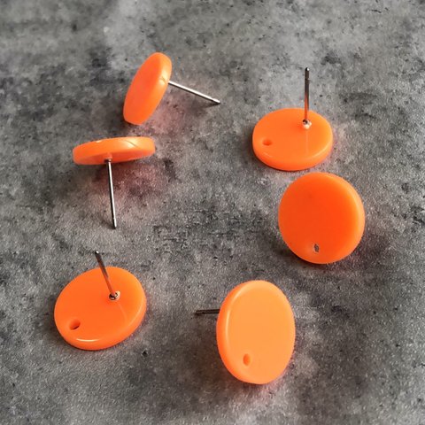4個/オレンジ　ネオンカラーのアクリルデザインピアスポスト　EA15