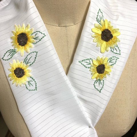 セール　洗える手刺繍はんえり 向日葵　夏もの