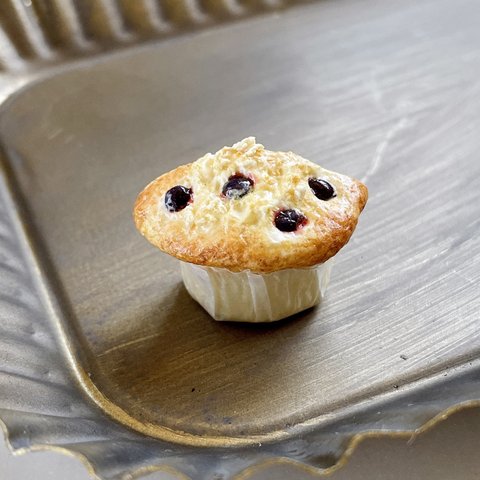 マフィン ブローチ ブルーベリー MUFFIN BROOCH BLUE BERRY