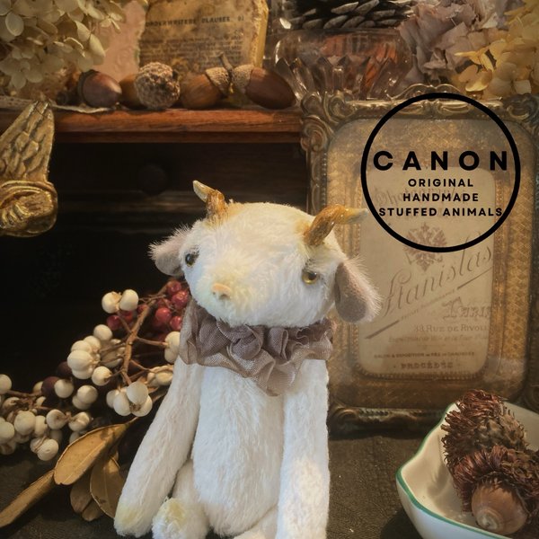 ☆CANON☆アンティーク風 ひつじのハンドメイドぬいぐるみ|やさしい ☆CANON☆アンティーク風 ひつじのハンドメイドぬいぐるみ|やさしい