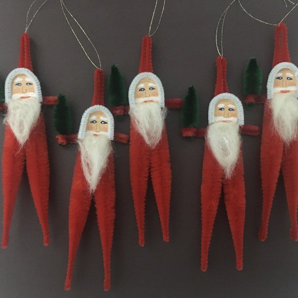 赤のモールサンタ5人 クリスマスオーナメント♡クリスマス飾り 赤のモールサンタ5人 クリスマスオーナメント♡クリスマス飾り