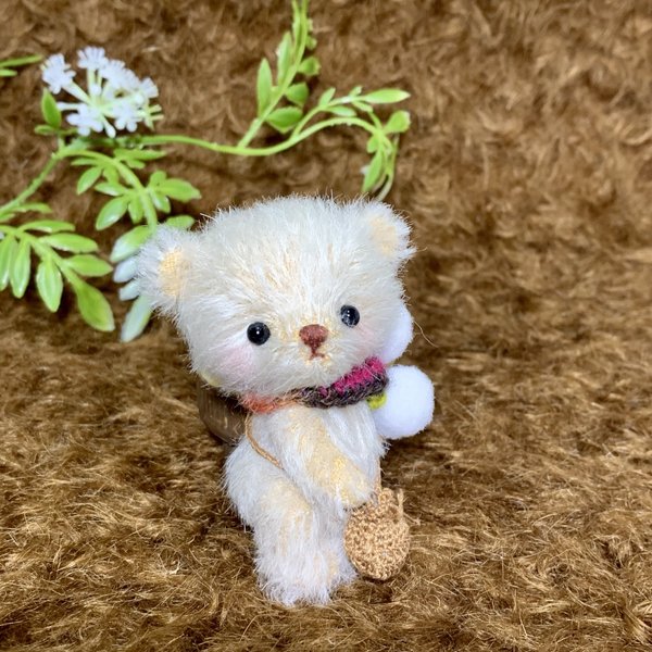 テディベア 白熊ちゃん シュタイフ生地 可愛いくま ハンドメイド ぬいぐるみ テディベア 白熊ちゃん シュタイフ生地 可愛いくまハンドメイド