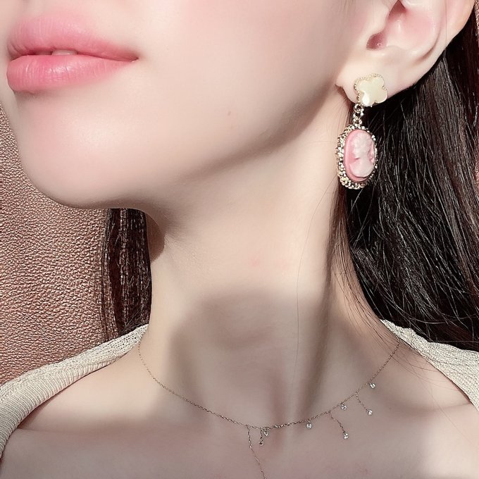 春色桜色🌸カメオの高級感✨小粒上品ピアス💗 - tialavie（ティアラ