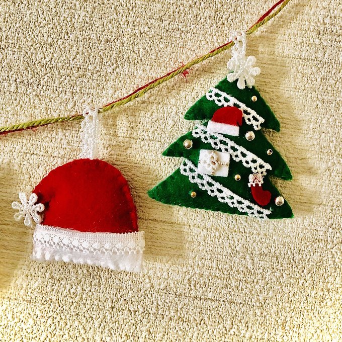白いレースのクリスマスガーランド - SYZU12'S GALLERY | minne 白いレースのクリスマスガーランド - SYZU12'S GALLERY | minne