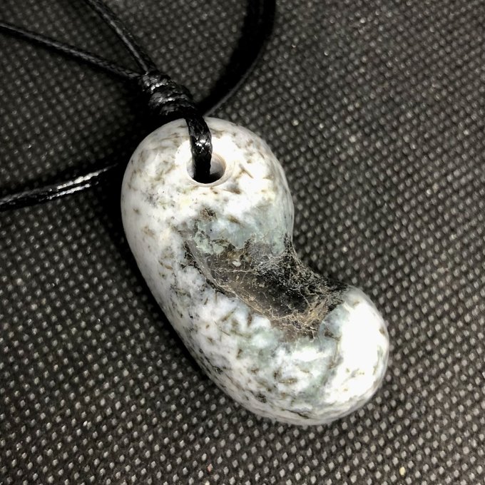 ホワイト系【海外限定】 黒平産水晶飛龍勾玉32mm 各種パーツ 素材/材料ホワイト系¥50,500-indmed.in ホワイト系【海外限定】 黒平産水晶飛龍勾玉32mm 各種パーツ 素材/材料ホワイト系¥50,500-indmed.in