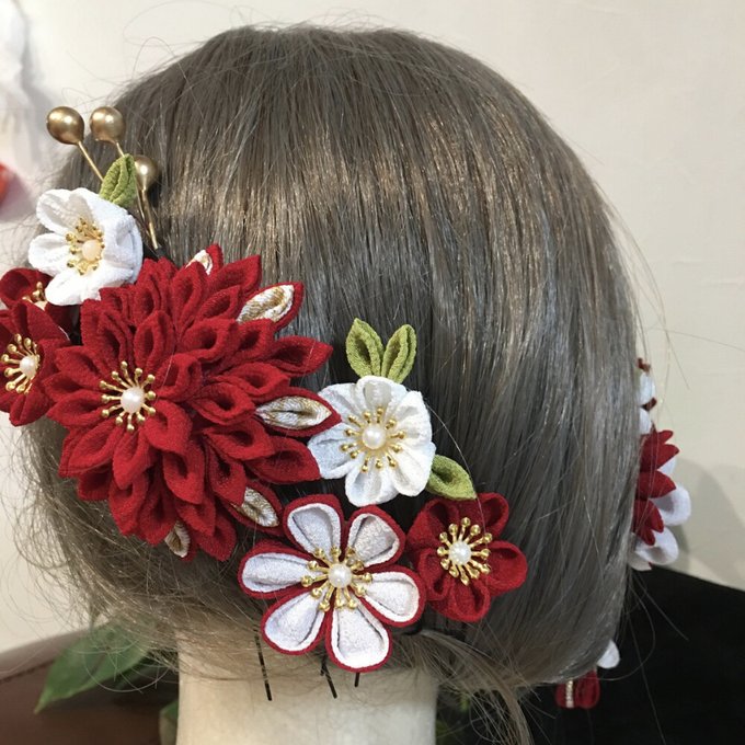 ハンドメイド つまみ細工 お花 髪飾り - ヘアアクセサリー